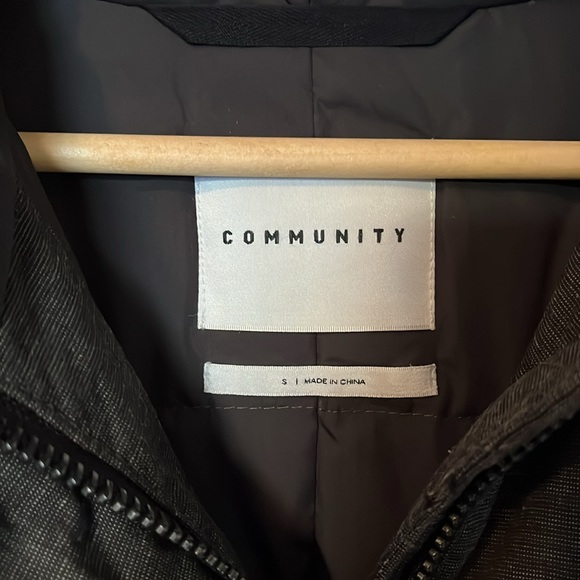 Community (Aritzia) Paradigm Parka - Picture 3 of 8